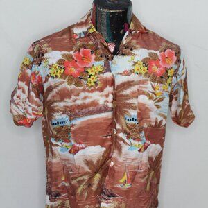 Vintage 1950s Japanese Hawaiian Aloha 100% Rayon Shirt Size Small RN 14711